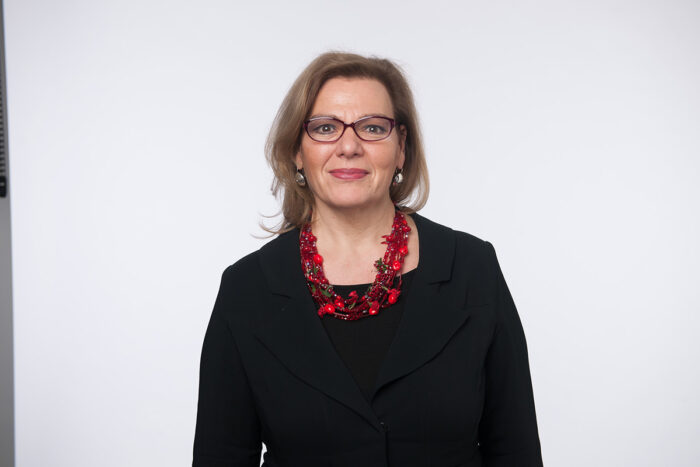 Corinna Fehr, Gründungsmitglied und Partnerin